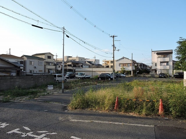 松原市岡駐車場2