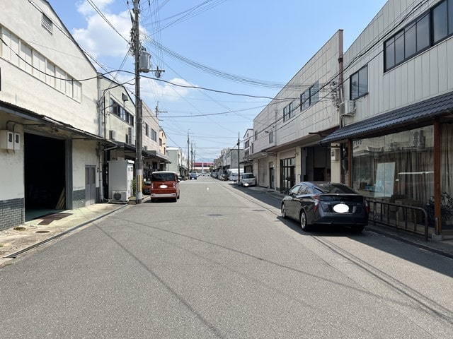 摂津市鳥飼銘木町クレーン付き倉庫・事務所9