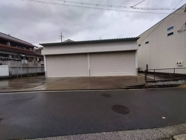 堺市北区百舌鳥本町倉庫・大型車車庫