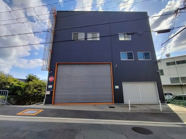 摂津市鳥飼野々事務所付工場3