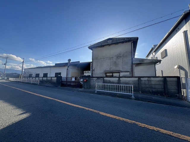 岸和田市真上町倉庫・工場1