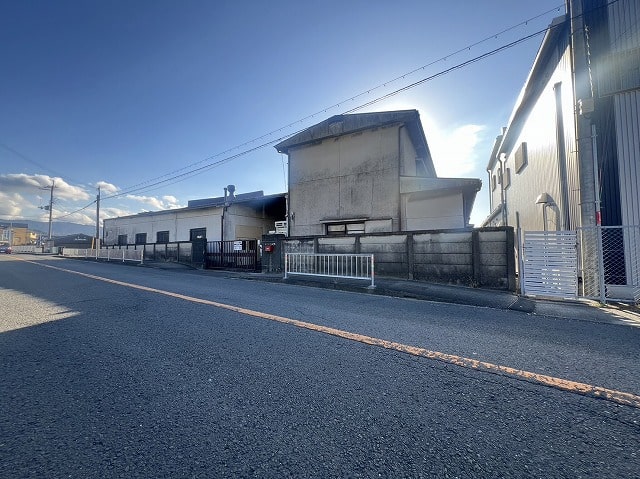 岸和田市真上町倉庫・工場4