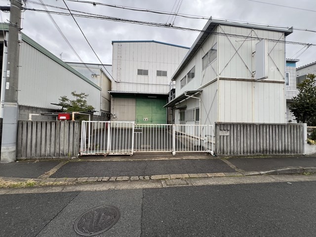 富田林市若松町東クレーン付き工場・事務所