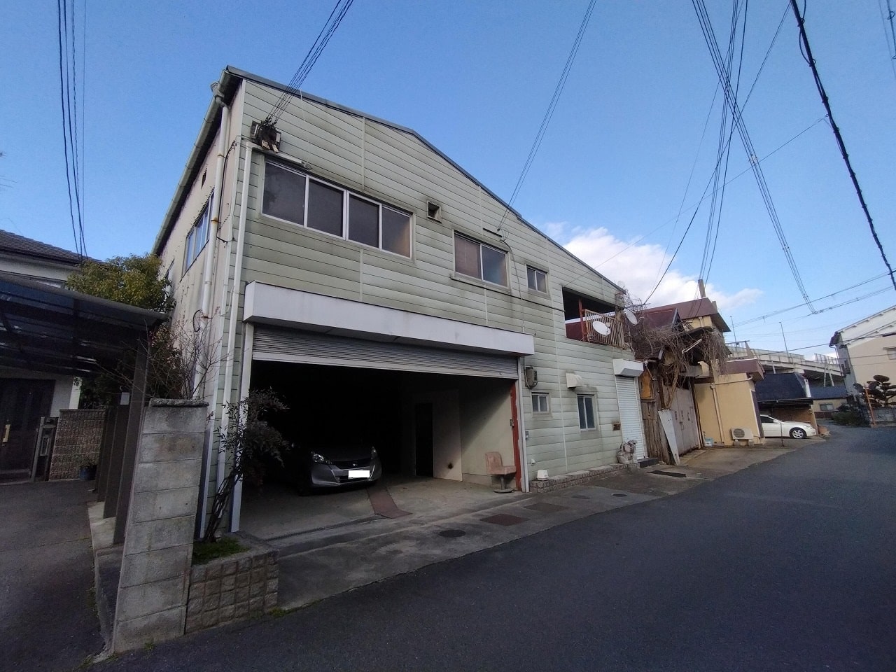 奈良県桜井市粟殿倉庫・駐車場