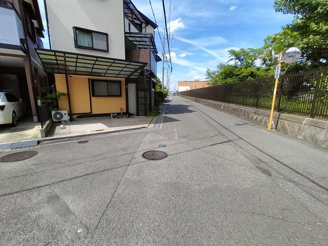 枚方市桜丘町倉庫5