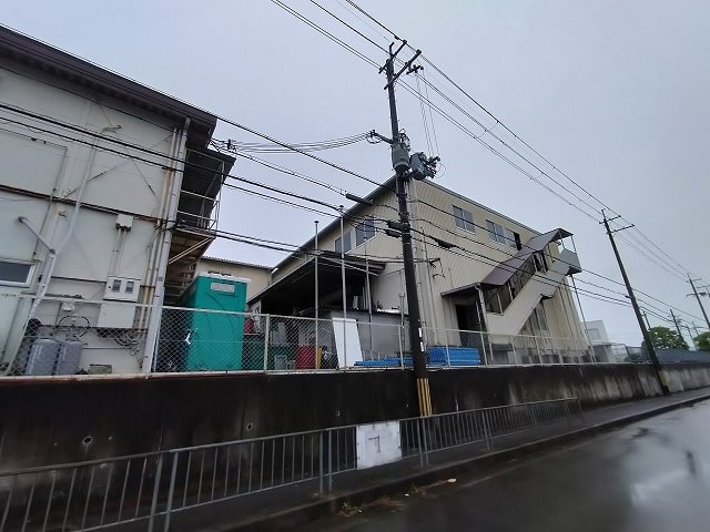 枚方市招提田近建物付き売土地3