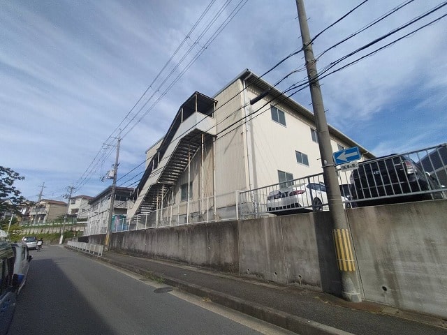 枚方市招提田近建物付き土地1