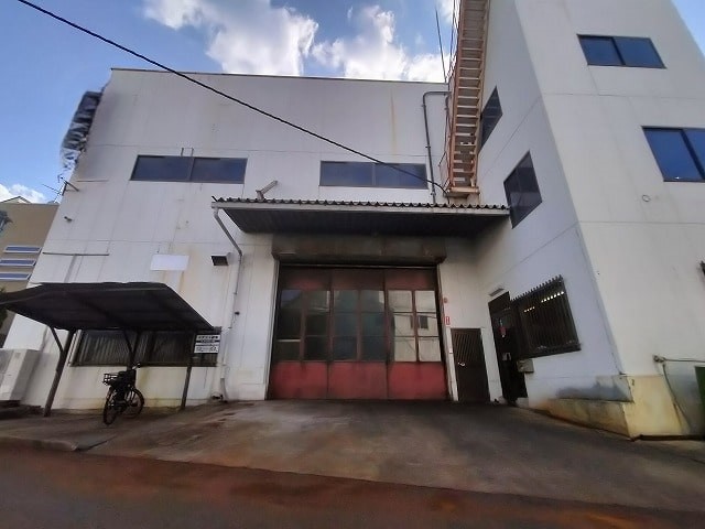 東大阪市稲田新町クレーン付倉庫・工場4