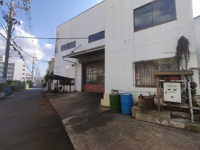 東大阪市稲田新町クレーン付倉庫・工場9