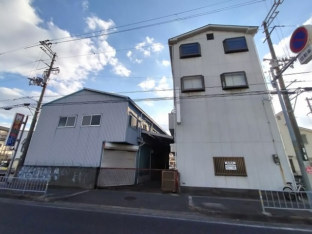 岸和田市吉井町居宅付倉庫