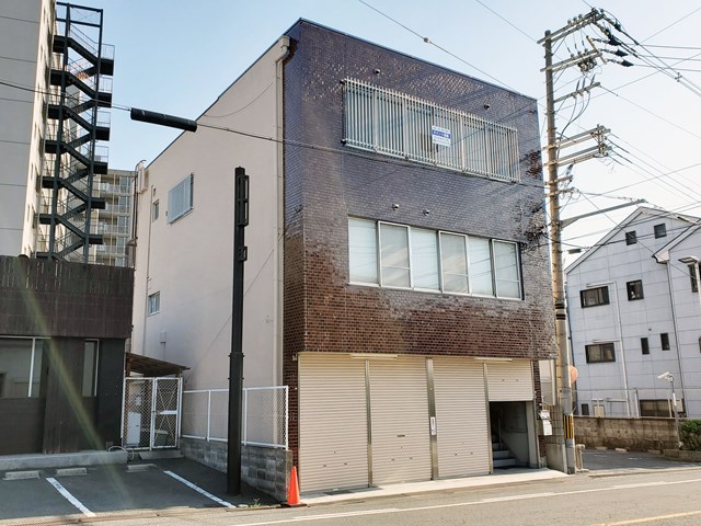 コインパーキングも近くに複数あります。