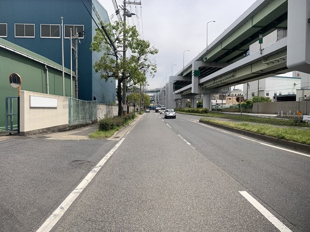 大型車も通行可能です。