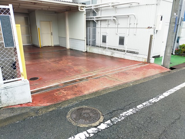 間口はこんな感じです。