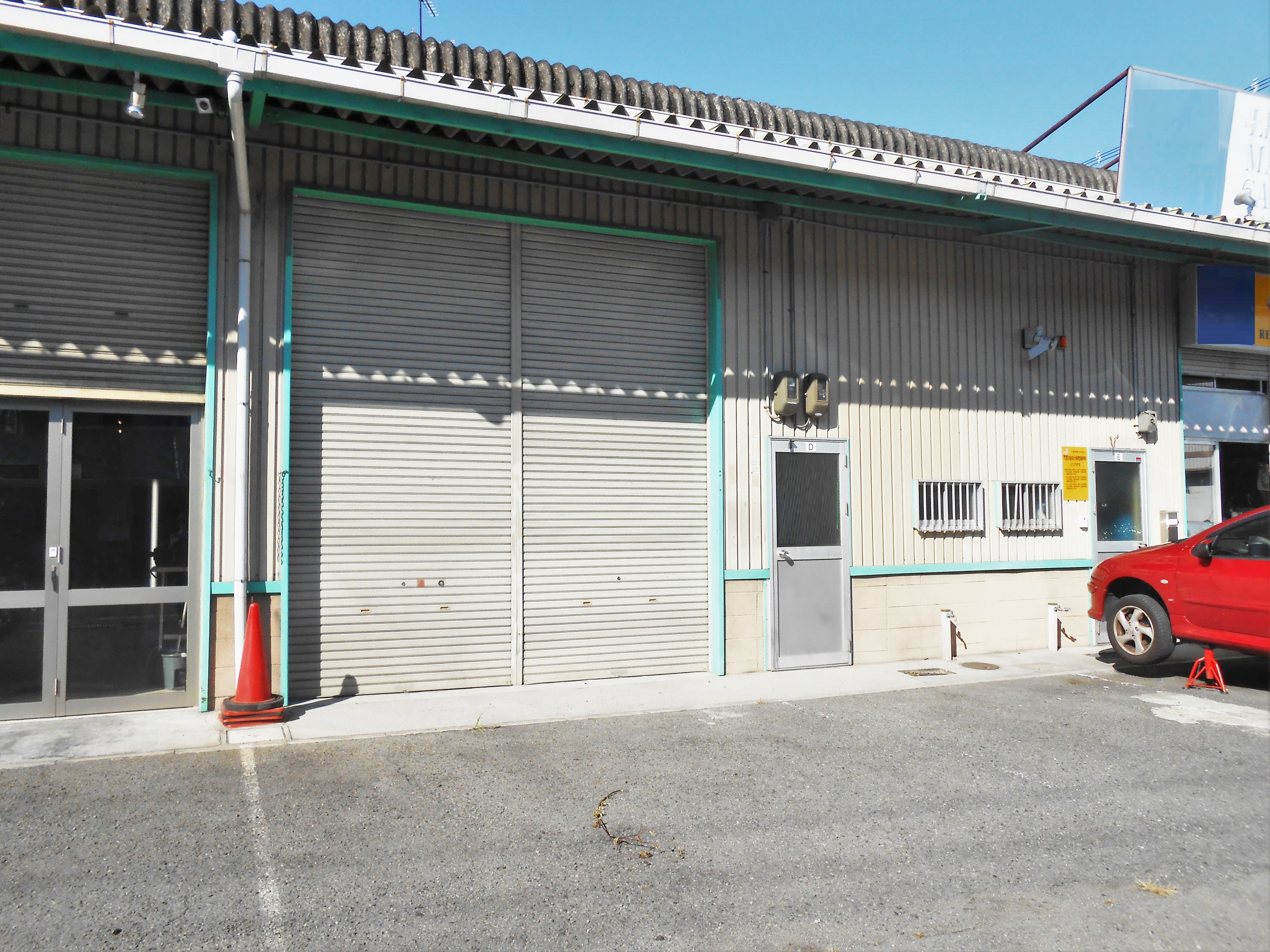 建物面積、約30坪の倉庫です。