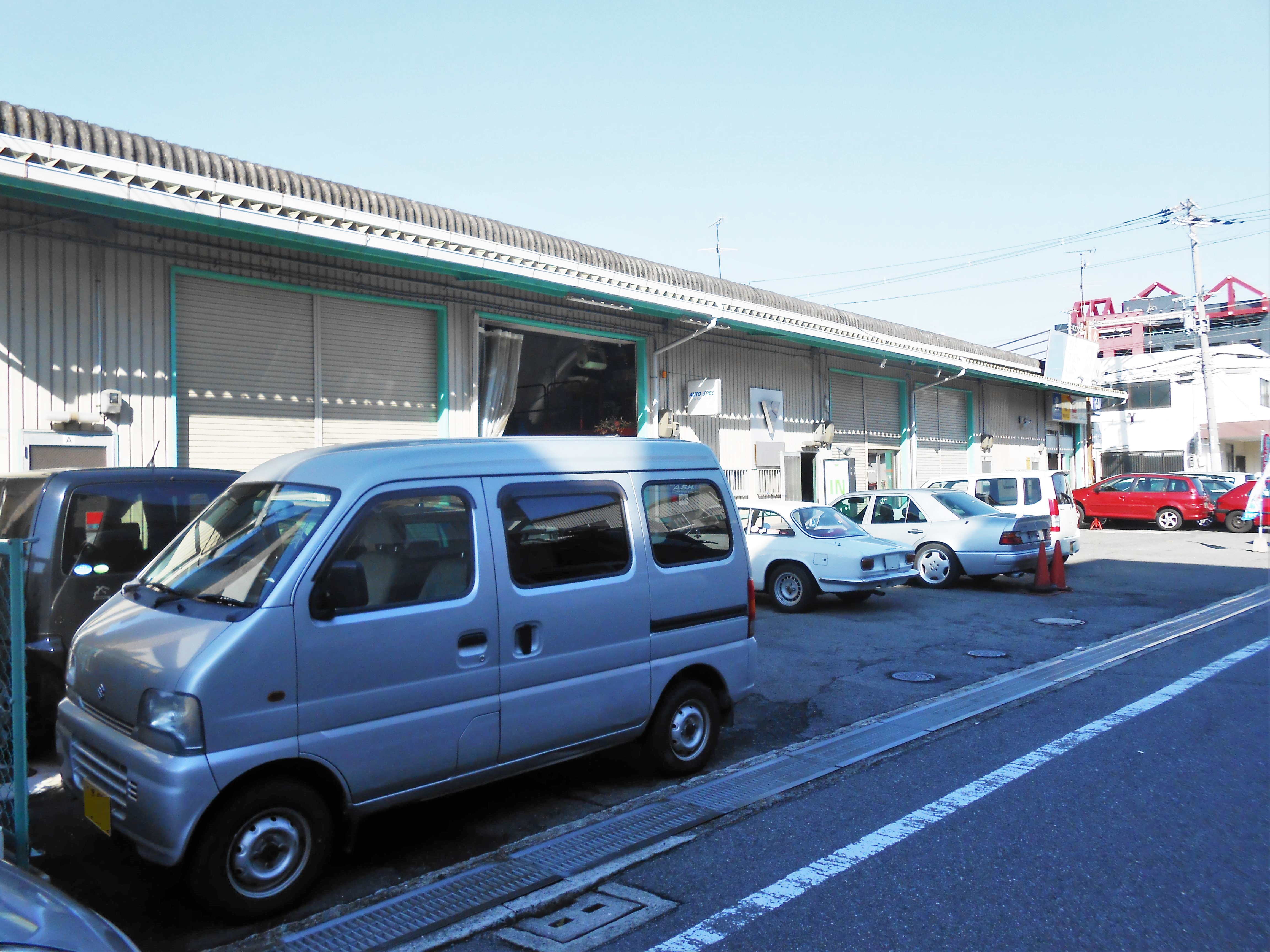 駐車スペース付きです。