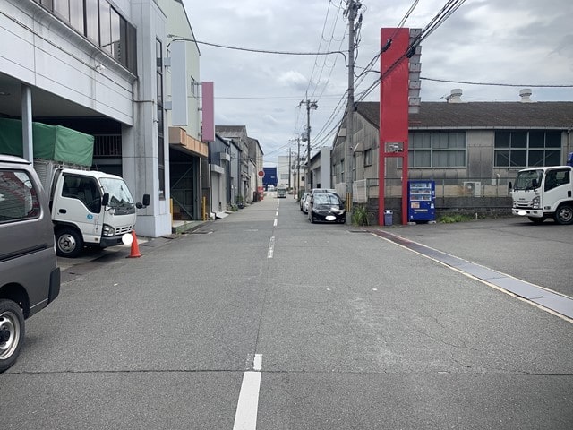 近隣に高速インターがあります。