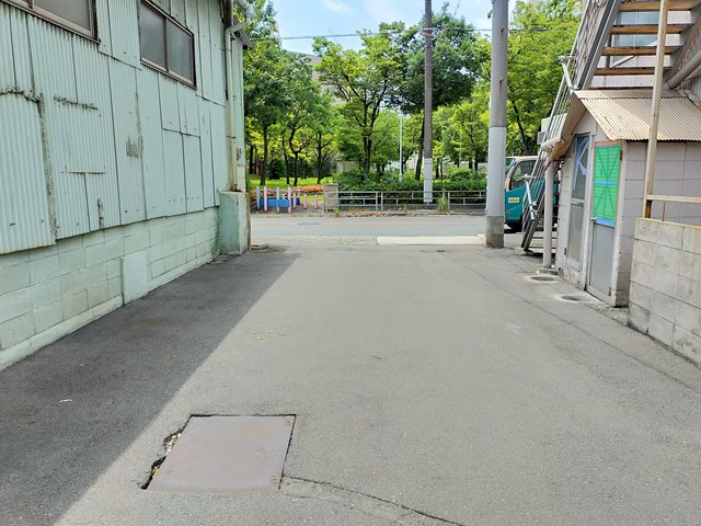 大型車は使用不可です。