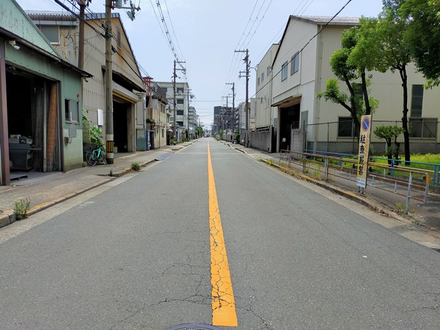 すぐ近くに公園があります。