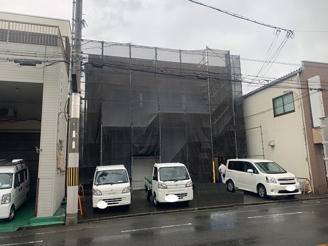 外壁工事中です。