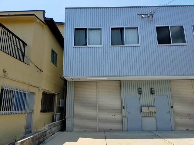 手動シャッターです。