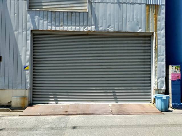 電動シャッターです。