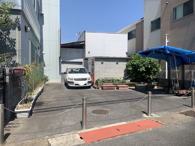 駐車スペースあります。