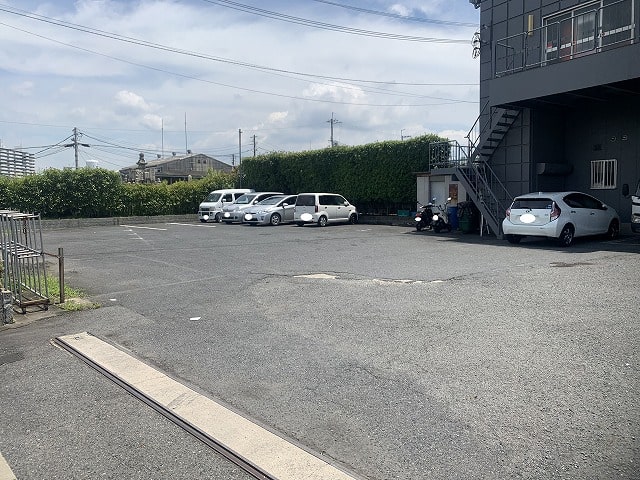 前面空地もいい感じ