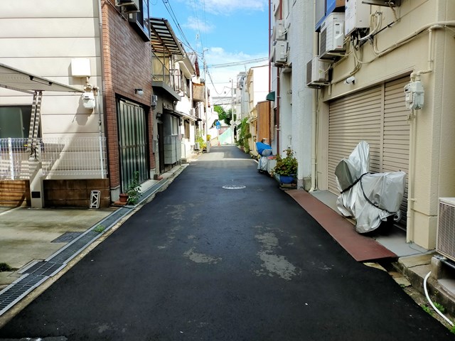 前面道路です。