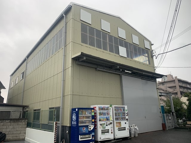 2.8ｔクレーン1基あります(クレーン下8.0ｍ)
