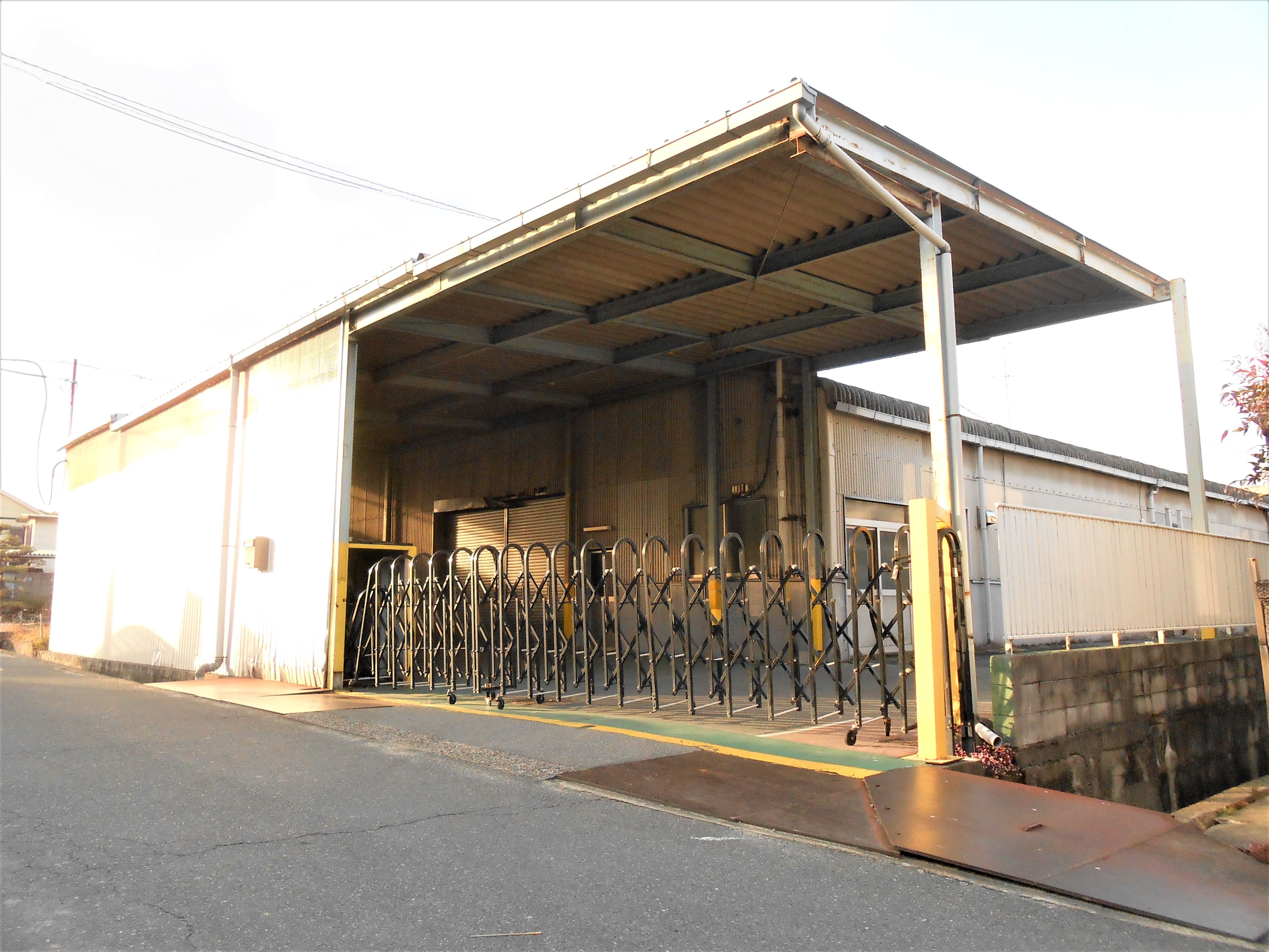 約306坪の倉庫です。