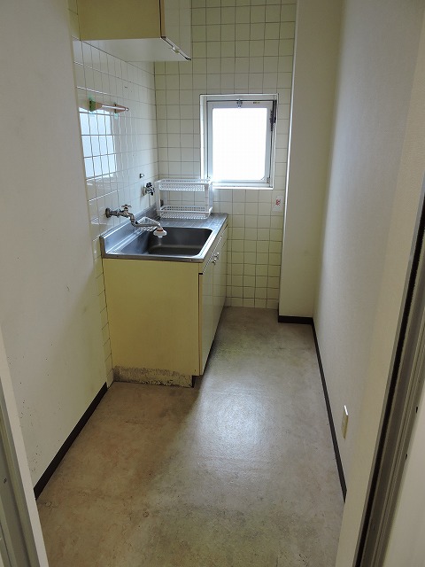 ２階事務所キッチン