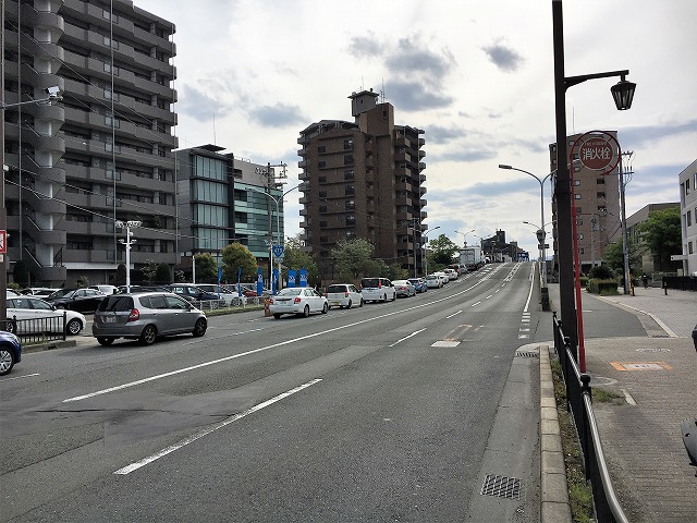 前面道路です。