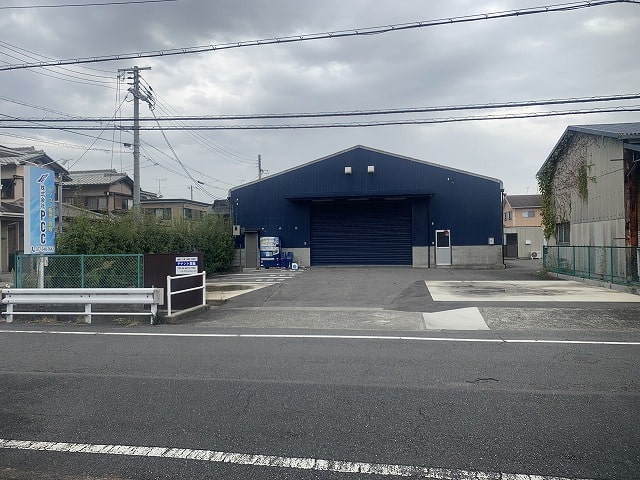 大型トラック搬入可能