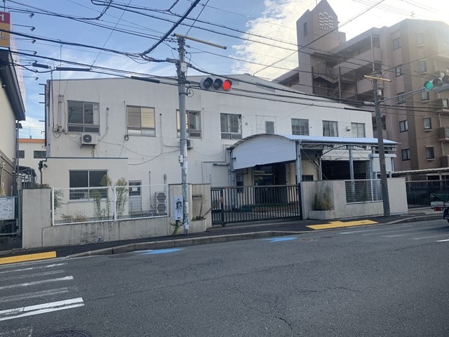 近隣にマンションなどあります。