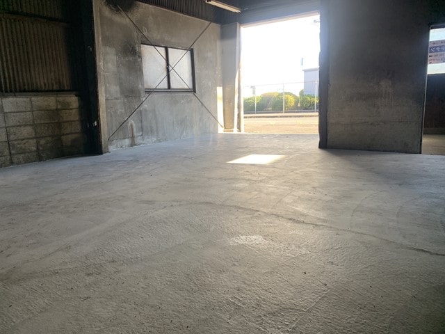 床は整地済みです。