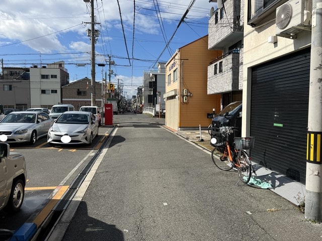 2ｔ車通行がギリギリです。