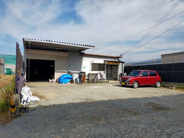 事務所付きです。
