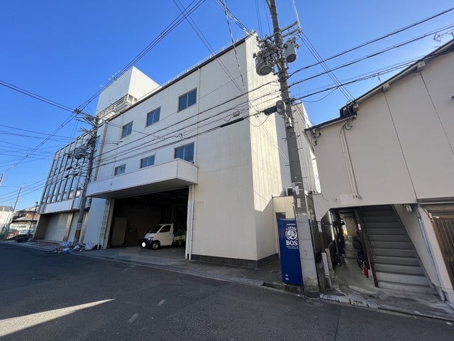 巽北駅から徒歩8分です。