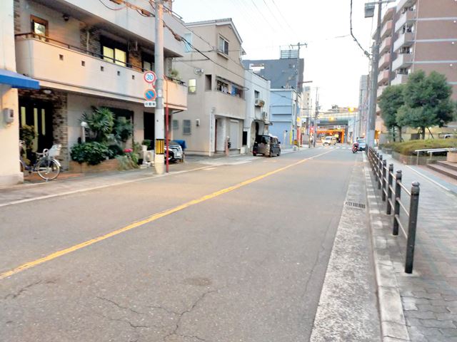 近くにコインパーキングがあります。