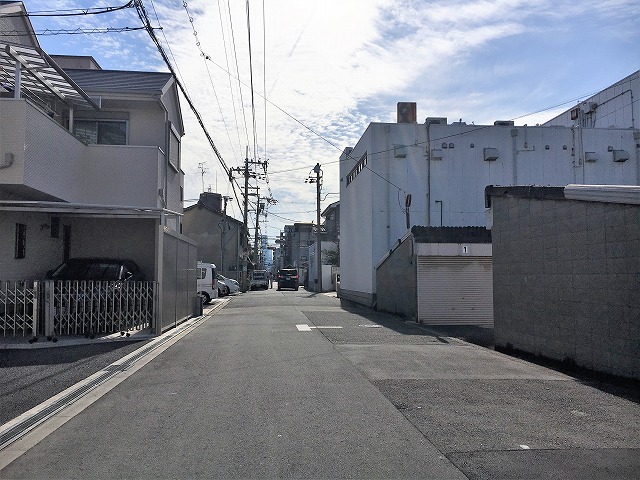 前面道路です。