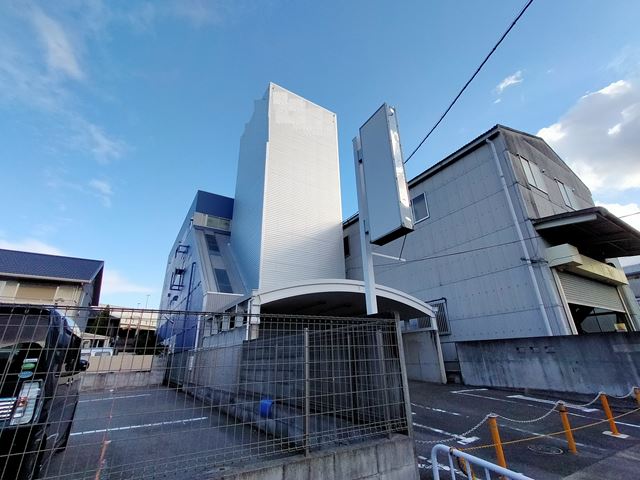 事務所付きです。