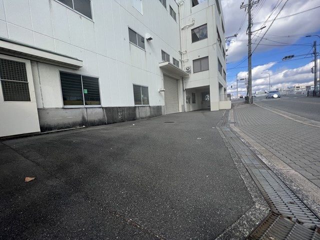 4ｔ車の駐車可能です。