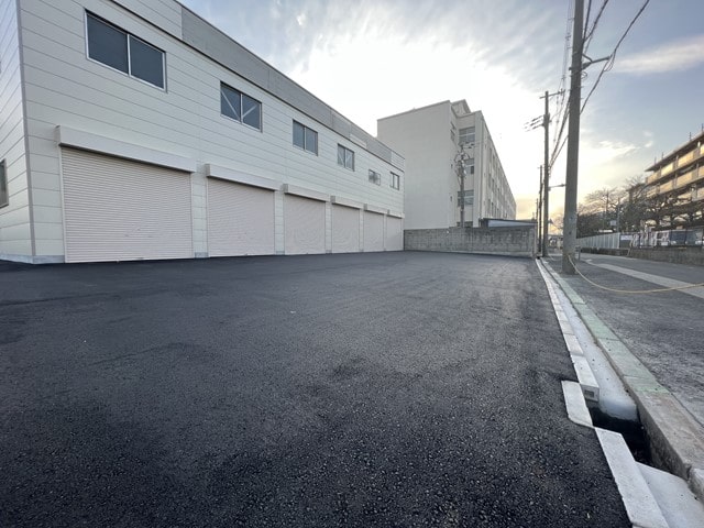2ｔ車駐車可能です。