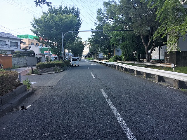 前面道路です。