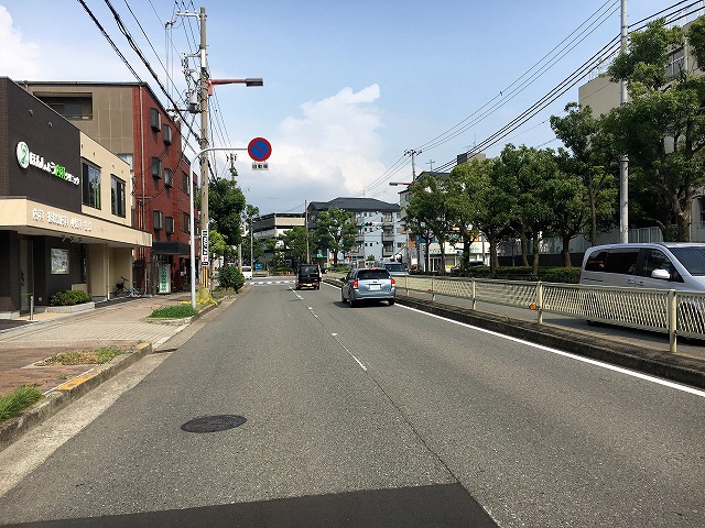 前面道路です。