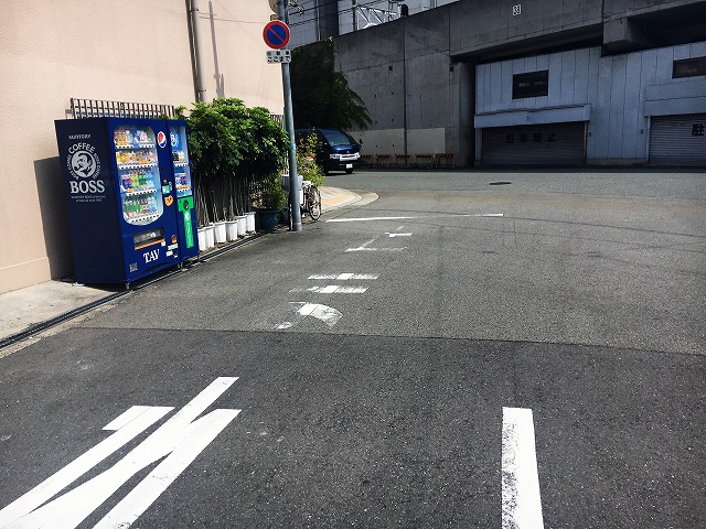 前面道路です。