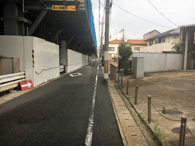 前面道路です。