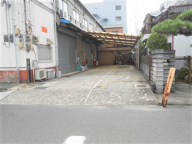 2階建て倉庫、リフトあります。