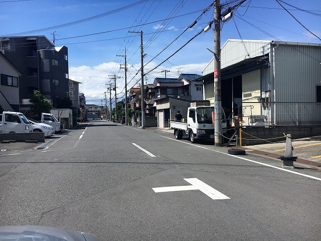 前面道路です。