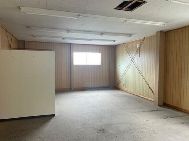 事務所に変更可能です。